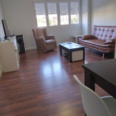 Апартаменти Piso Amplio Y Tranquilo En Marchena Екстер'єр фото
